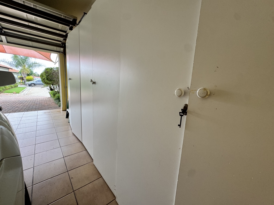 2 Bedroom Property for Sale in Flamwood North West